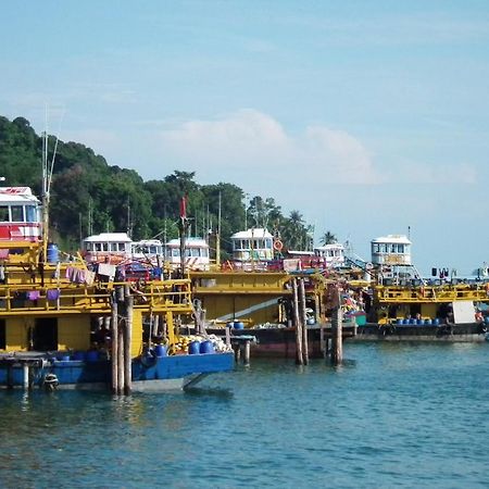 C 13 Lot 10 Pangkor Leisure Beach Studio Pekan Pangkor Exterior photo